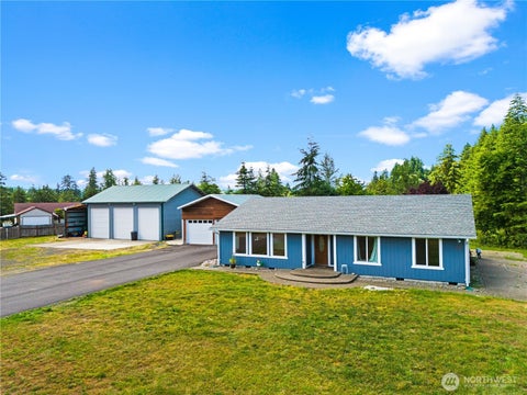 Photo of 160 Cloquallum Road, Elma, WA 98541 (MLS # 2551281)