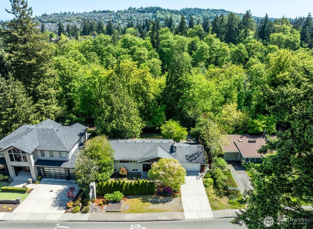 Photo of 4840 119th Avenue SE, Bellevue, WA 98006 (MLS # 2370295)