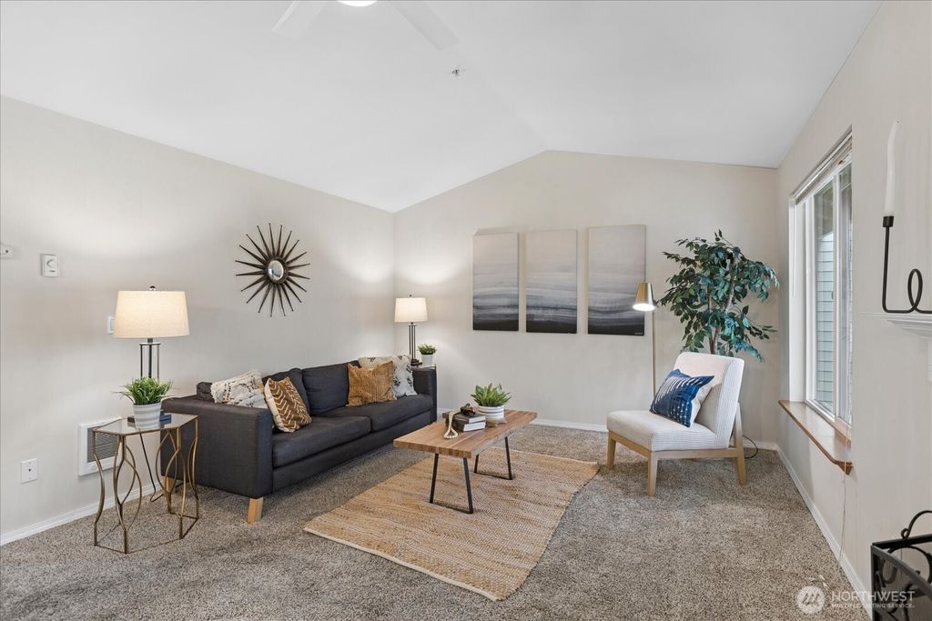 Photo of 1009 112th Street SE #D305, Everett, WA 98208 (MLS # 2481685)