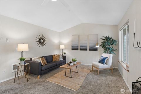 Photo of 1009 112th Street SE #D305, Everett, WA 98208 (MLS # 2481685)