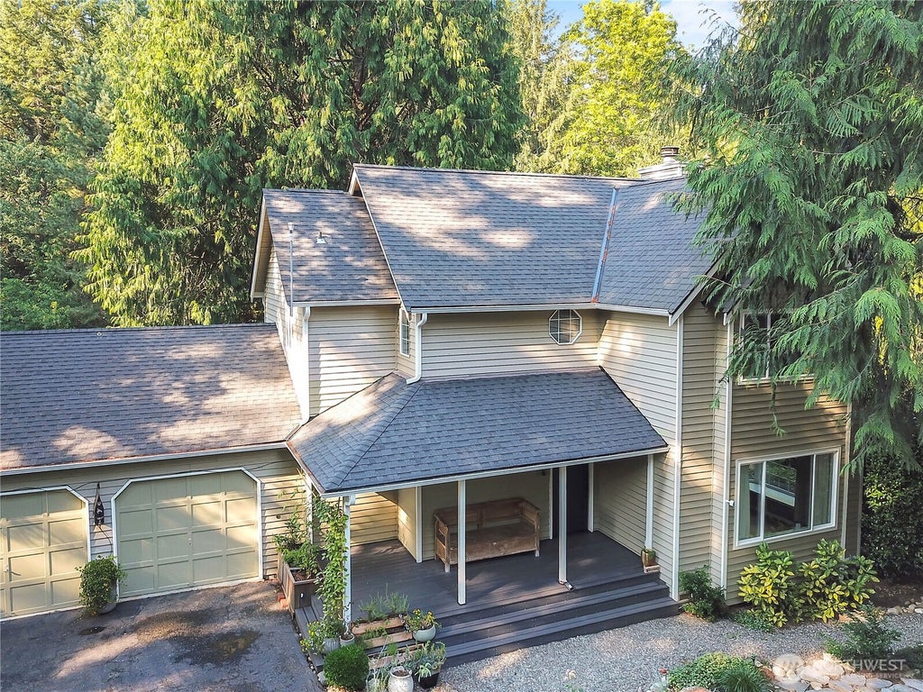 Photo of 16732 NE 138th Court, Woodinville, WA 98072 (MLS # 2571688)