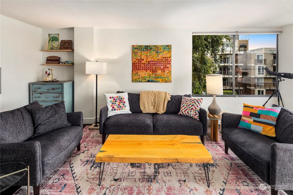 Photo of 521 5th Avenue W #301, Seattle, WA 98119 (MLS # 2166248)