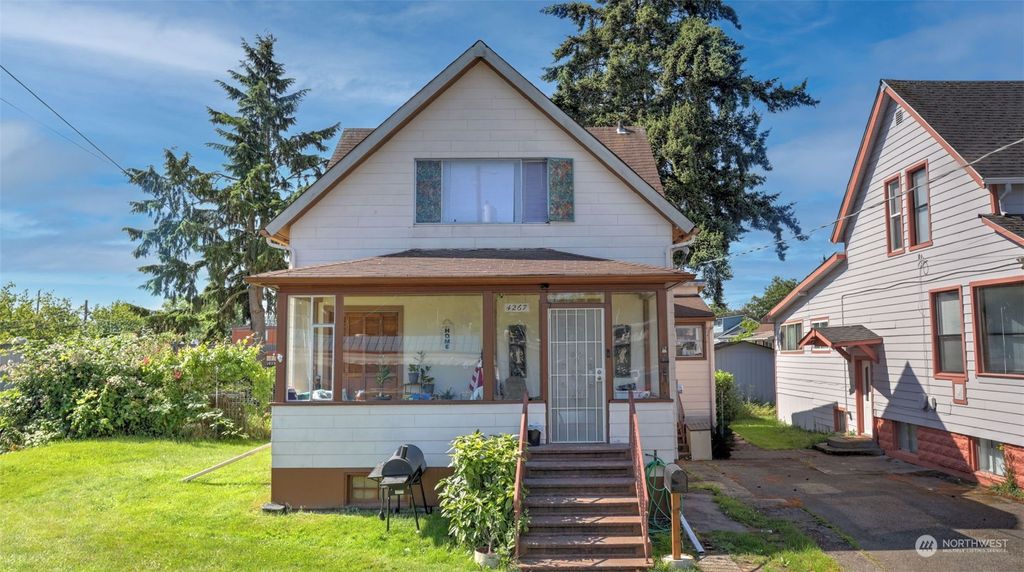 Photo of 4267 S Mead Street, Seattle, WA 98118 (MLS # 2251890)