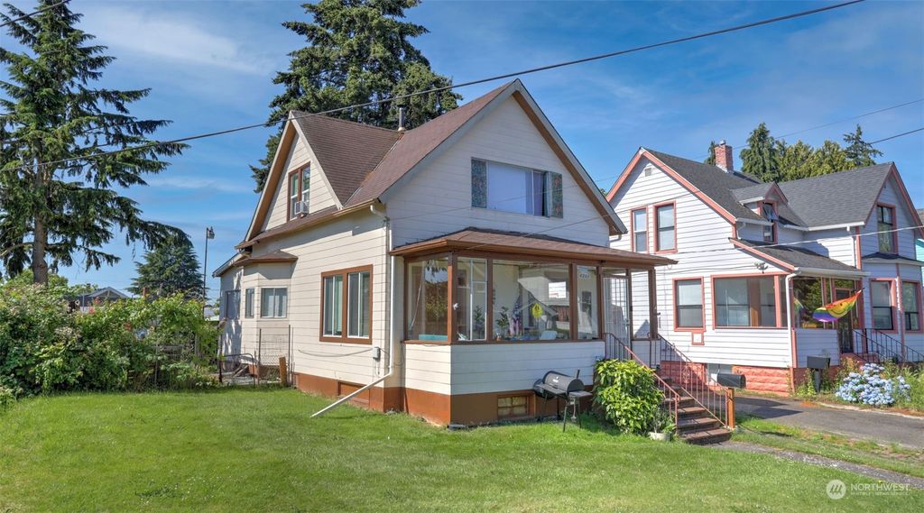 Photo of 4267 S Mead Street, Seattle, WA 98118 (MLS # 2251890)