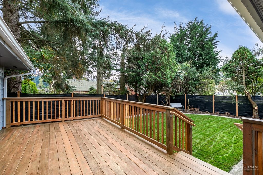 Photo of 5020 Sperry Lane, Everett, WA 98203 (MLS # 2175504)