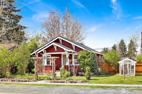 Photo of 2817 Kulshan Street, Bellingham, WA 98225 (MLS # 2511727)