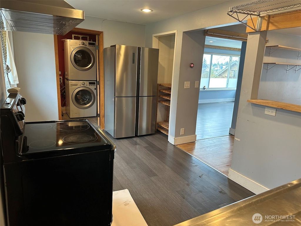 Photo of 5209 Renton Avenue S, Seattle, WA 98118 (MLS # 2336492)