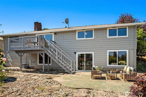 Photo of 17914 50th Avenue S, SeaTac, WA 98188 (MLS # 2560553)
