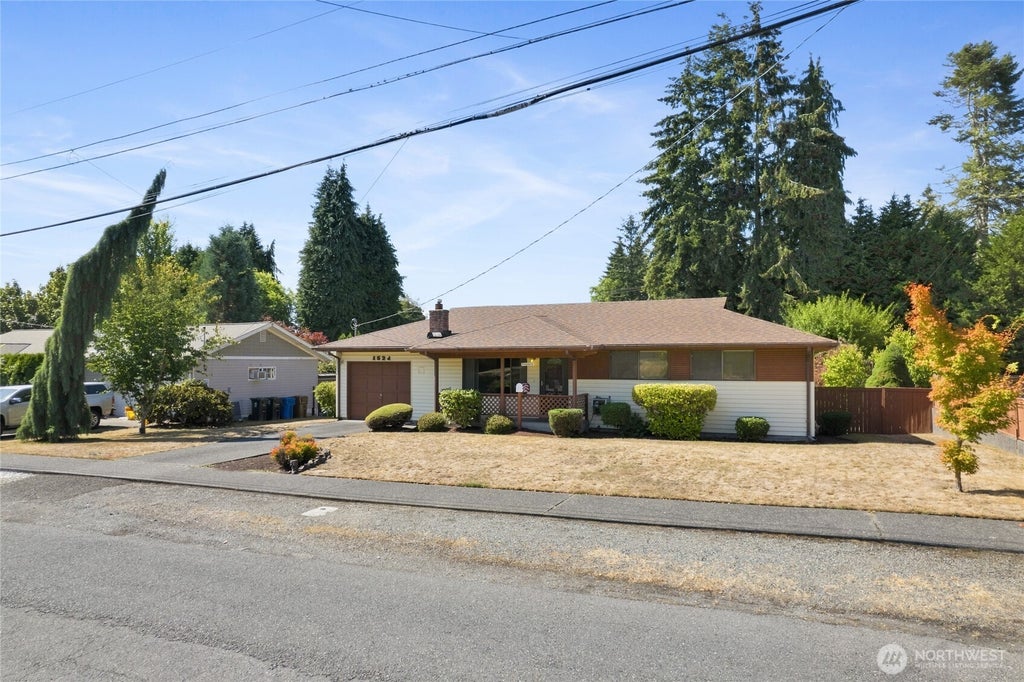 Photo of 1524 N James St ST, Tacoma, WA 98406 (MLS # 2577710)