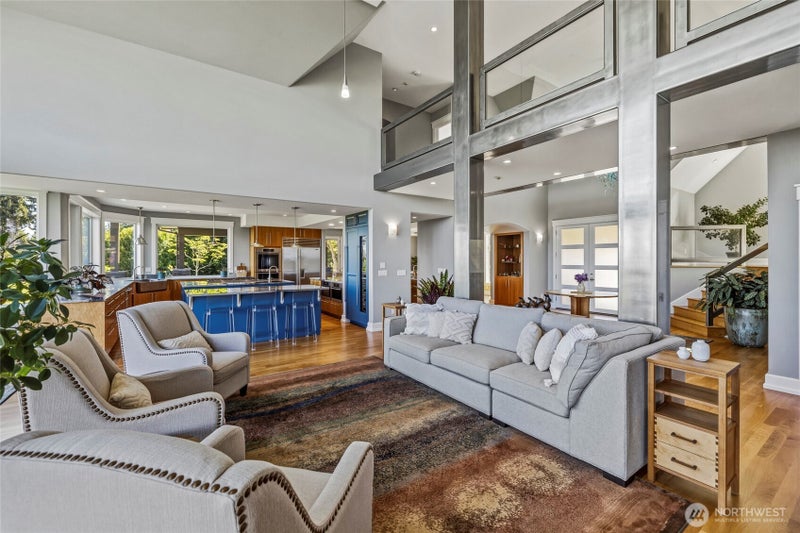 7265 Linda Lane