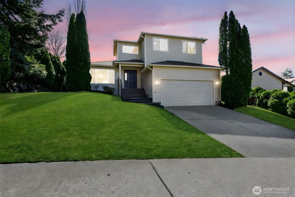 Photo of 25207 Lake Wilderness Country Club Drive SE, Maple Valley, WA 98038 (MLS # 2350194)