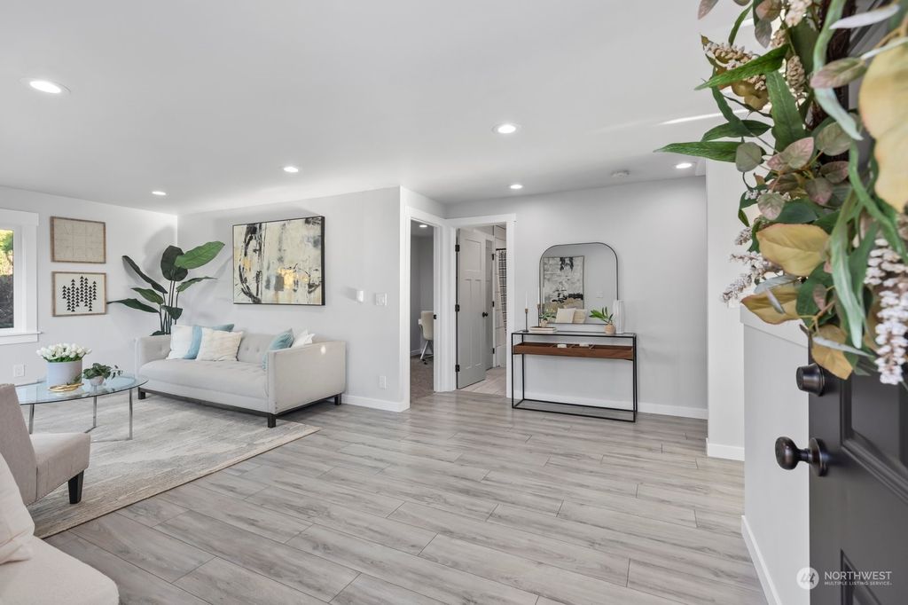 Photo of 4617 47th Avenue S, Seattle, WA 98118 (MLS # 2075955)