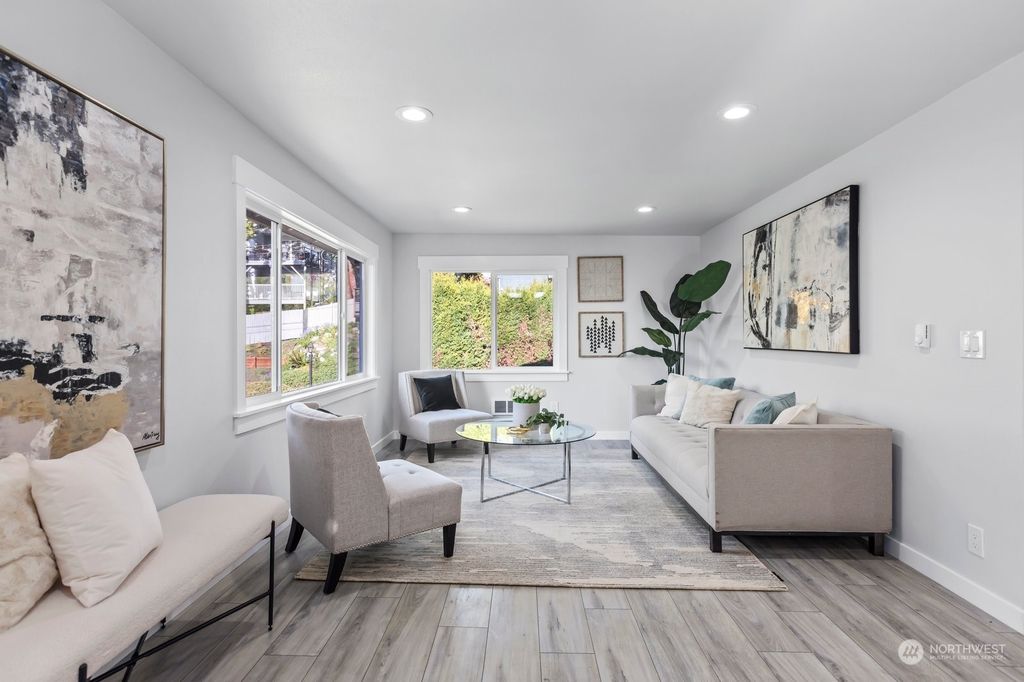 Photo of 4617 47th Avenue S, Seattle, WA 98118 (MLS # 2075955)