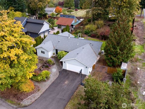 Photo of 13207 SE 290th Street, Auburn, WA 98092 (MLS # 2447585) Photo of 13207 SE 290th Street, Auburn, WA 98092 (MLS # 2447585)