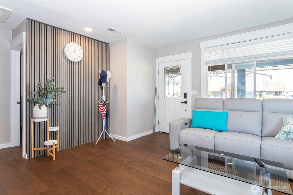 Photo of 8543 S 118th Street, Seattle, WA 98178 (MLS # 2427883)