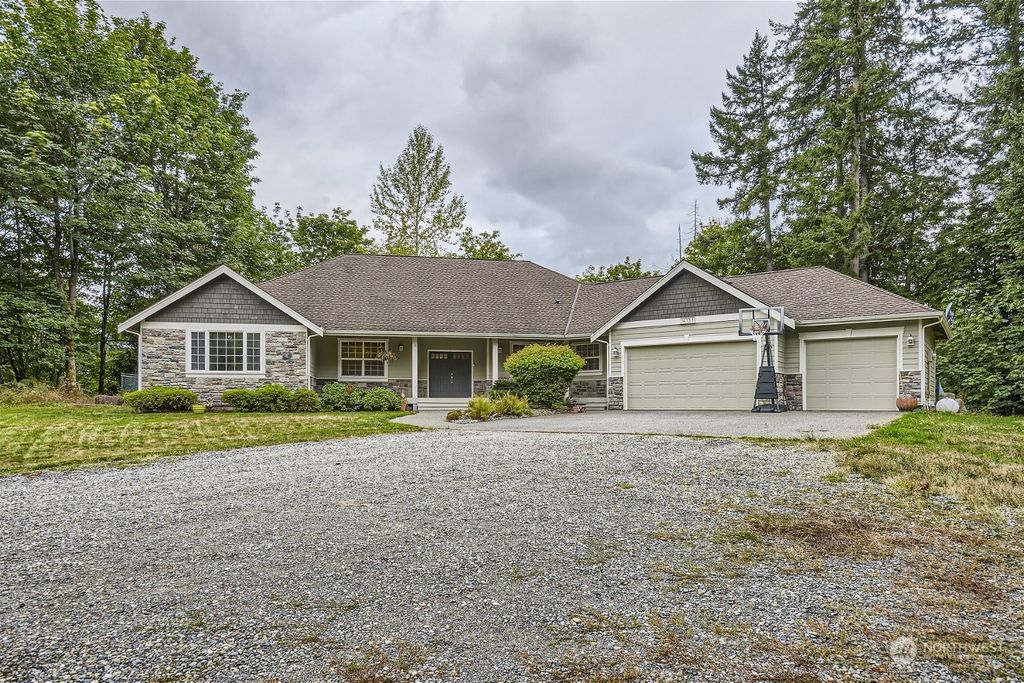 Photo of 14333 196th Avenue SE, Renton, WA 98059 (MLS # 2161669)