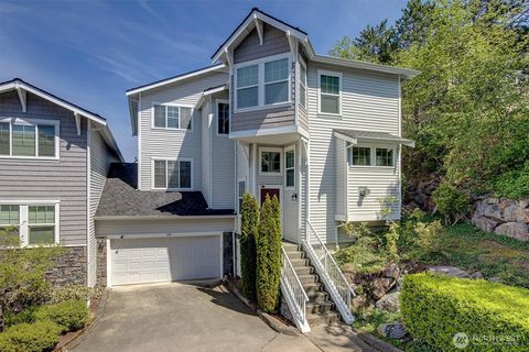 Photo of 1601 NE Katsura Street #501, Issaquah, WA 98029 (MLS # 2520020)