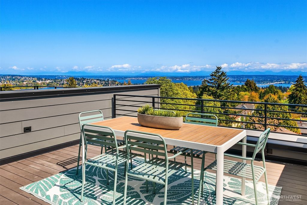 Photo of 1242 15th Avenue E #10, Seattle, WA 98112 (MLS # 2362042)