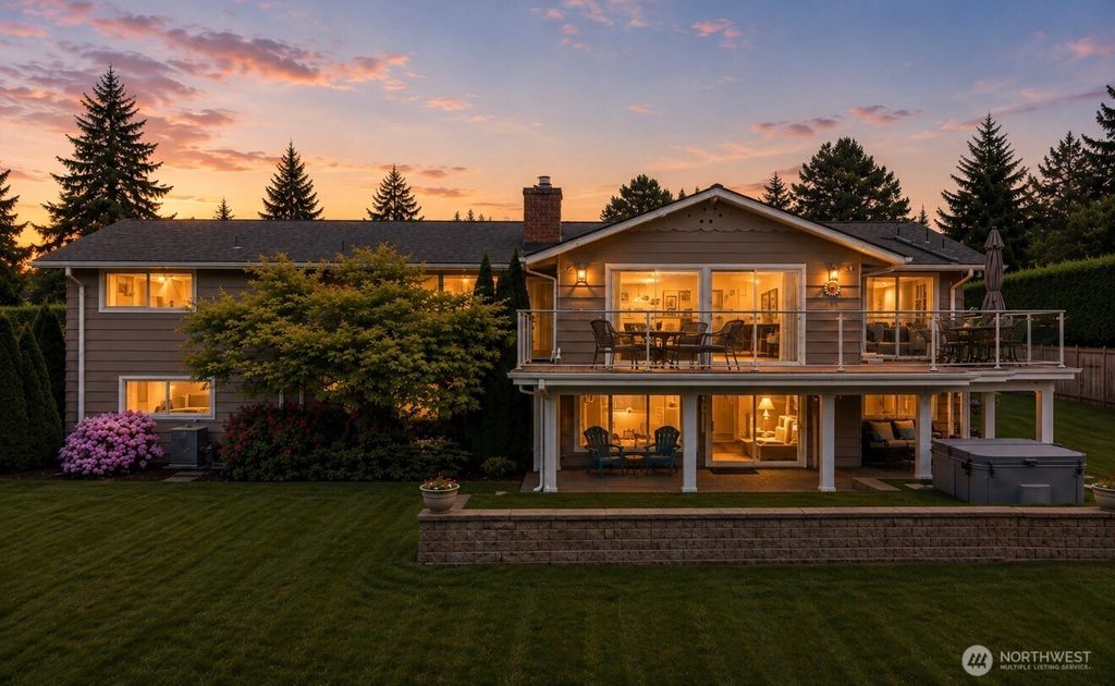 Photo of 19479 Normandy Park Drive SW, Normandy Park, WA 98166 (MLS # 2525219)