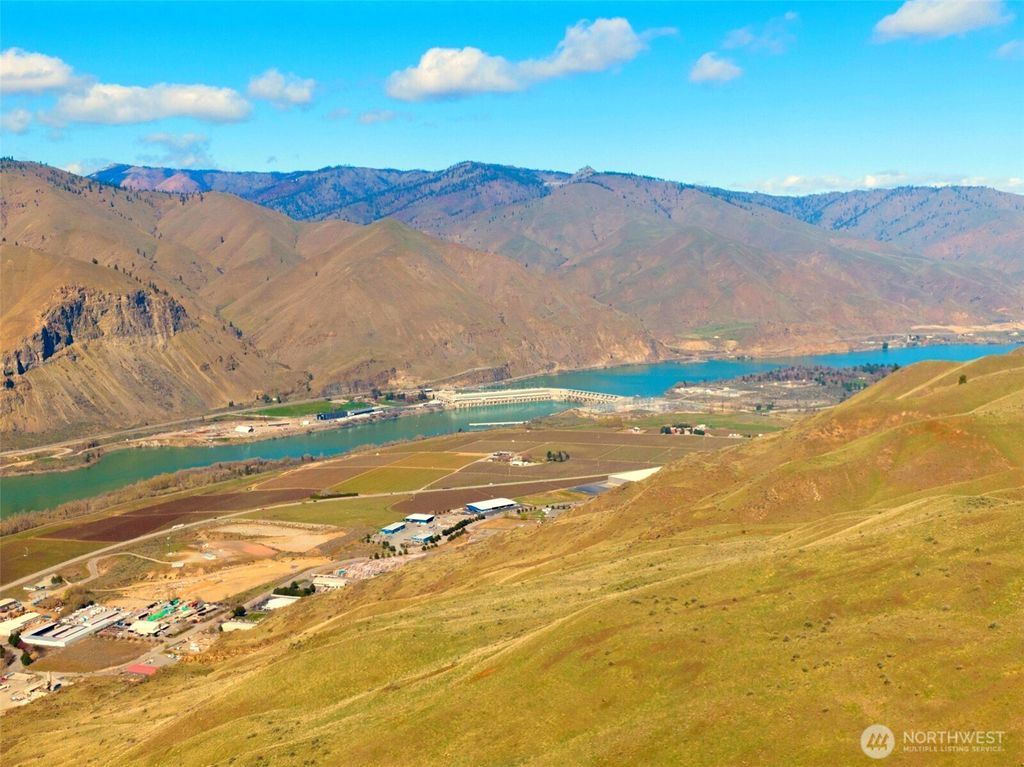 Photo of 0 Blue Grade, East Wenatchee, WA 98802 (MLS # 2502769)