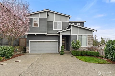 Photo of 12908 136th Place NE, Kirkland, WA 98034 (MLS # 2493950)