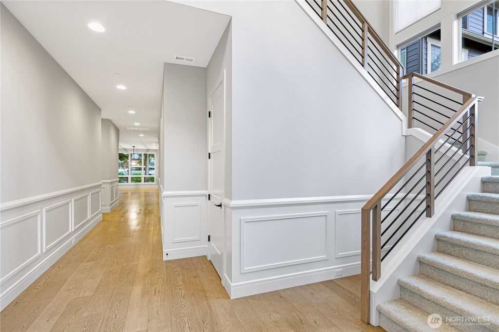 Photo of 4814 240 Place SE, Sammamish, WA 98029 (MLS # 2478285)