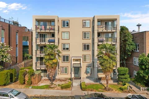 Photo of 626 4th Avenue W #306, Seattle, WA 98119 (MLS # 2566230)
