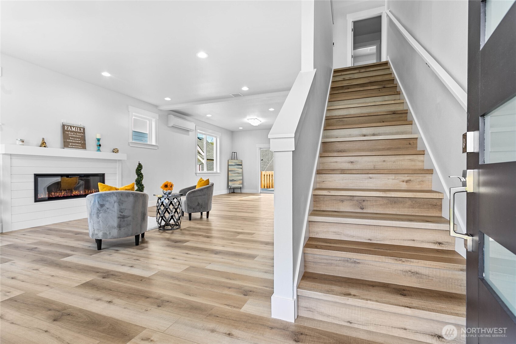 2832 Hazelwood Drive