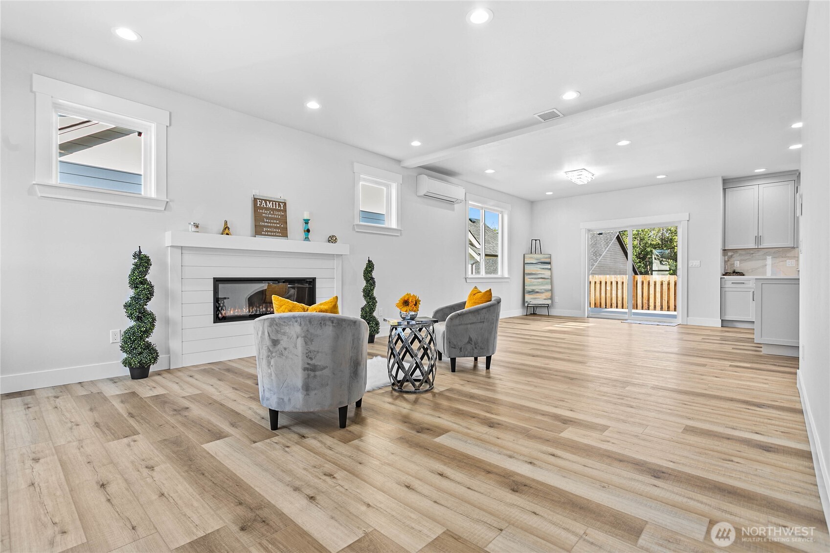 2832 Hazelwood Drive