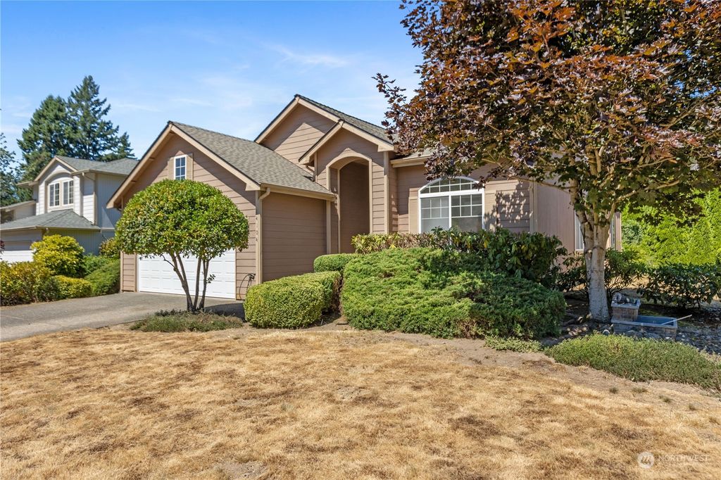 Photo of 14104 SE 188th Way, Renton, WA 98058 (MLS # 2144411)