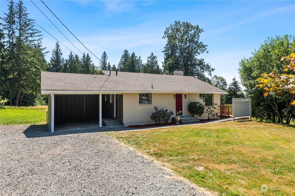 Photo of 9424 32nd Street SE, Lake Stevens, WA 98258 (MLS # 2266602)