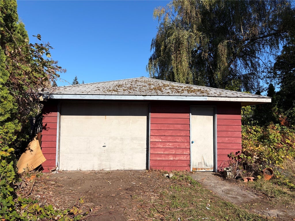 Photo of 8415 Madrona Lane, Edmonds, WA 98026 (MLS # 2597879)