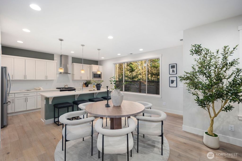 Photo of 13405 Edmunds Parkway E, Bonney Lake, WA 98391 (MLS # 2503840)