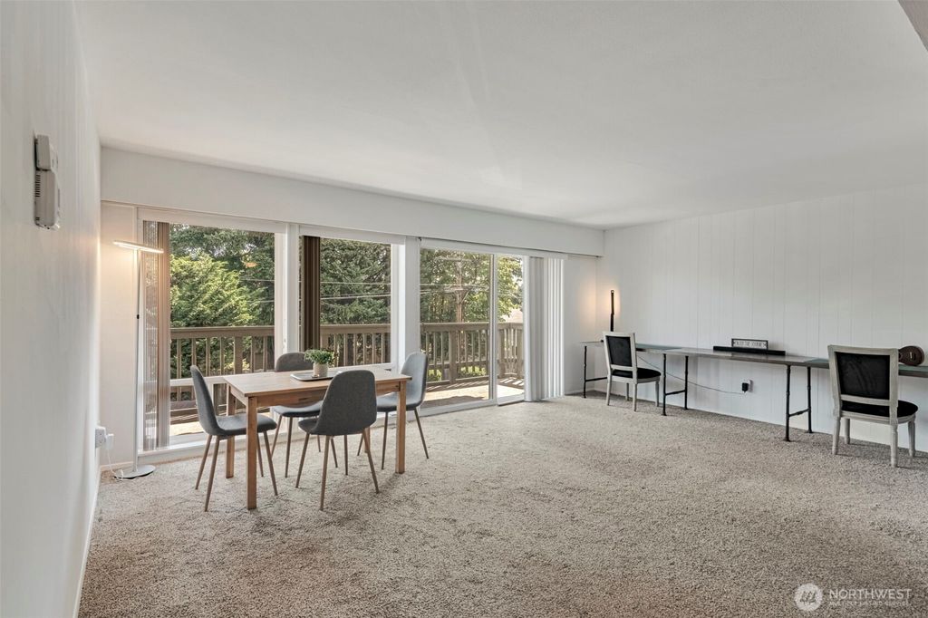 Photo of 2500 81st Avenue SE #329, Mercer Island, WA 98040 (MLS # 2426201)