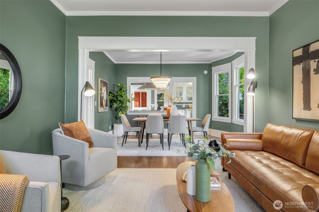 Photo of 809 23rd Avenue E, Seattle, WA 98112 (MLS # 2588151)