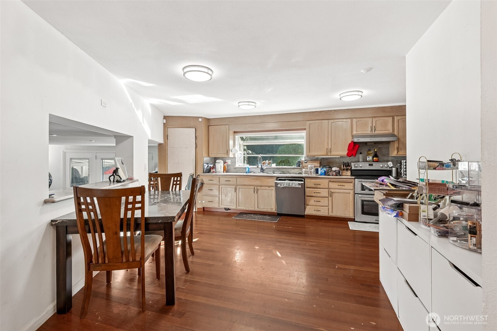 13718 Macadam Drive S