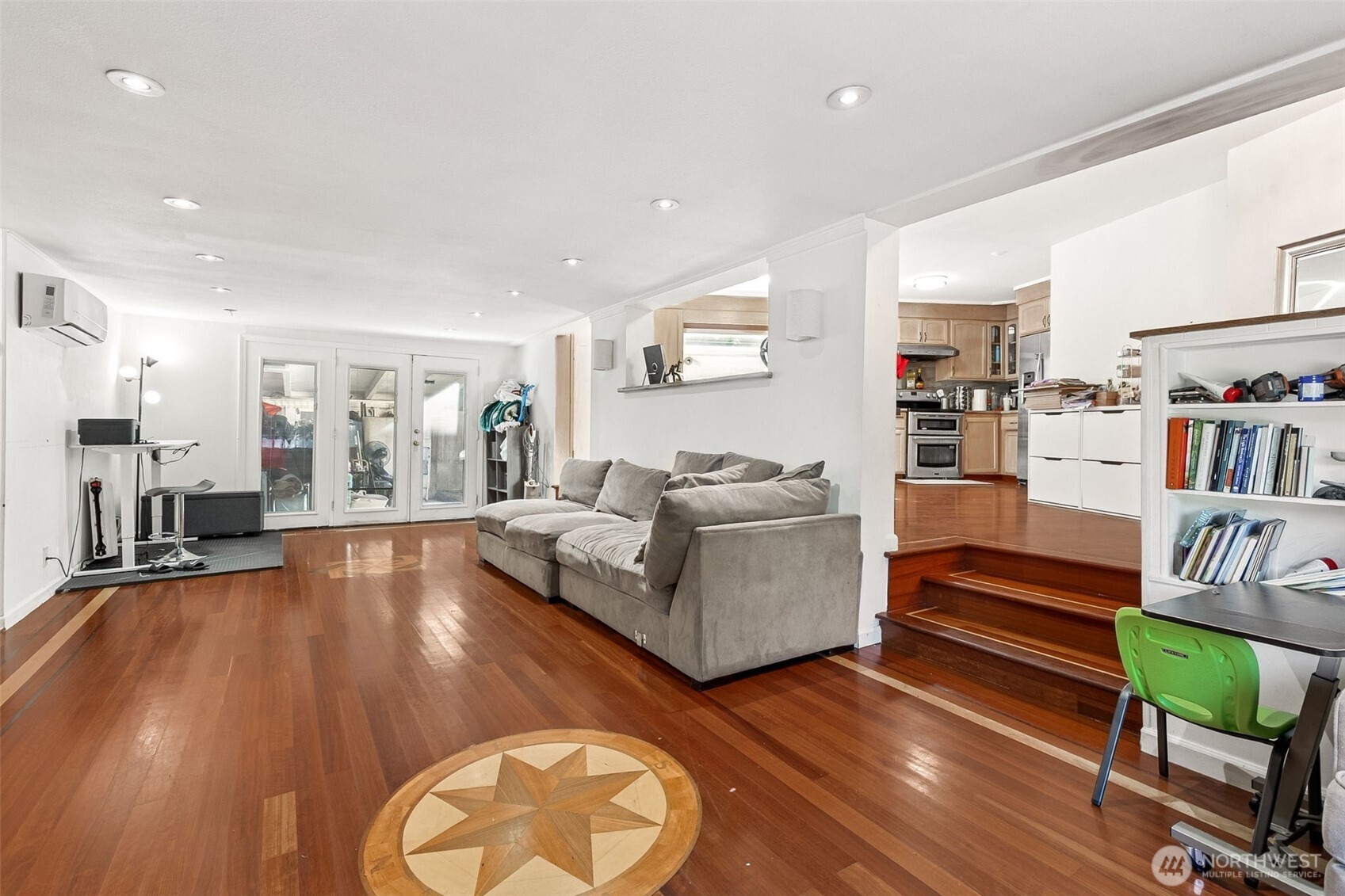 13718 Macadam Drive S