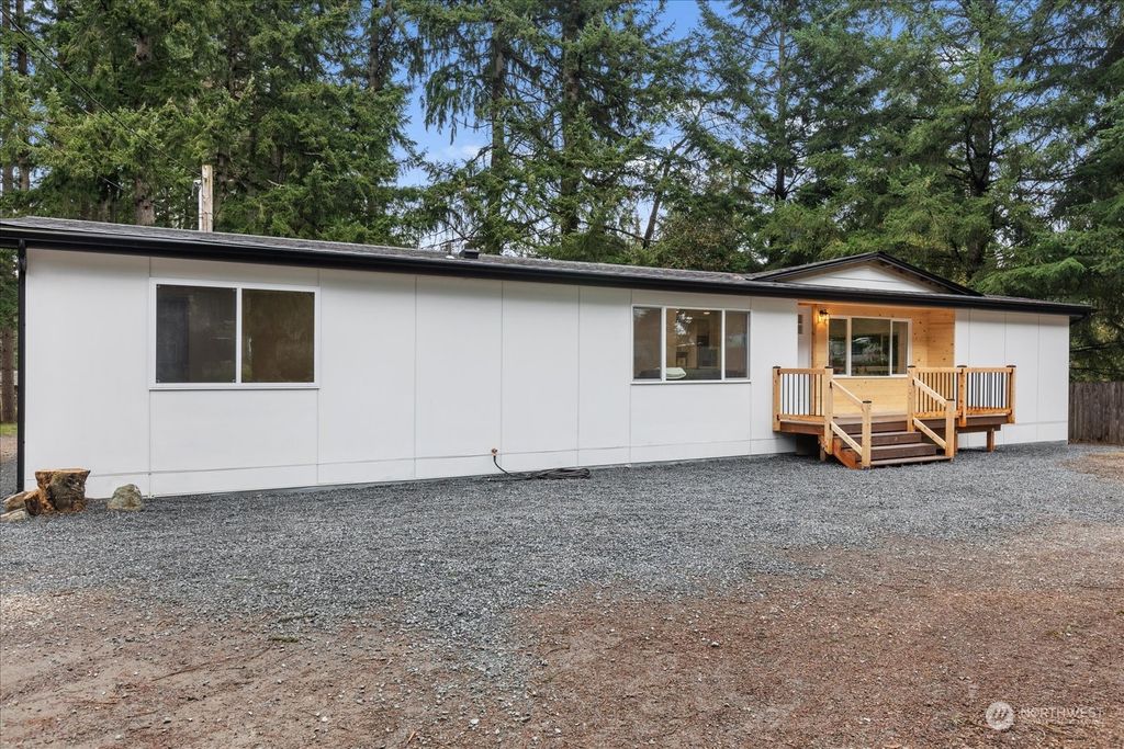 Photo of 9615 212th Street SE, Snohomish, WA 98296 (MLS # 2041406)