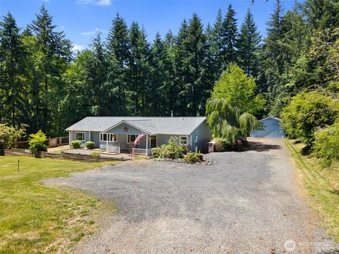 Photo of 124 Brown Road E, Chehalis, WA 98532 (MLS # 2529232)
