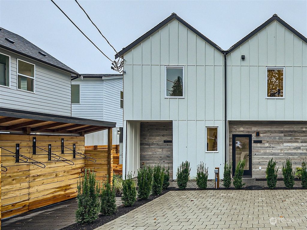 Photo of 10354 Wallingford Avenue N #B, Seattle, WA 98133 (MLS # 2178746)