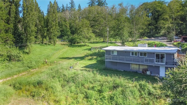 305 NE WAAGA WAY, BREMERTON, WA 98311 - Image a724a67d8f255c5d8a2de4e45e7b6f02/650301789