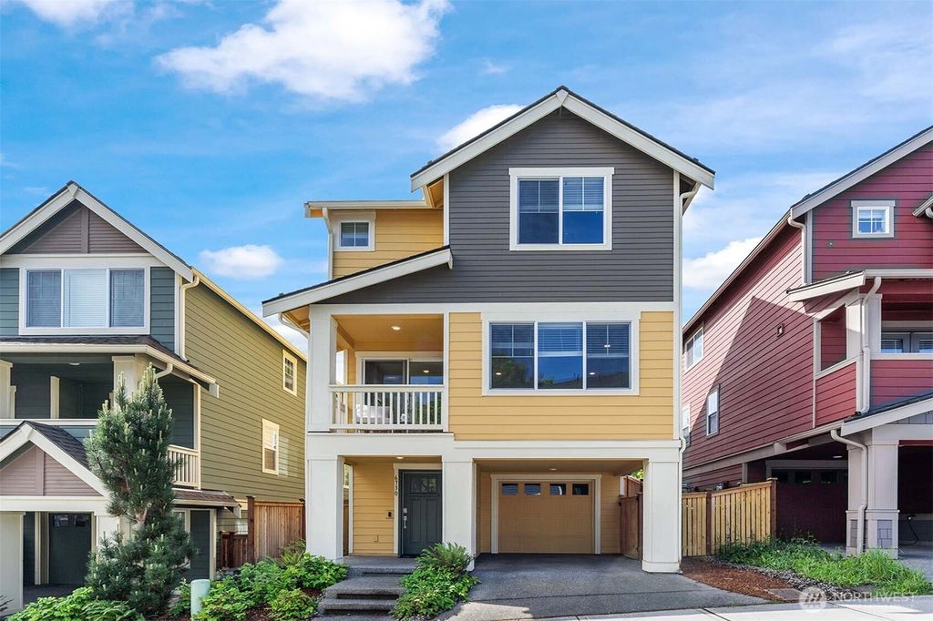 Photo of 6730 34th Avenue SW, Seattle, WA 98126 (MLS # 2383165)