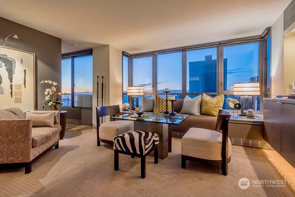 Photo of 2125 1st Avenue #902, Seattle, WA 98121 (MLS # 2213547)