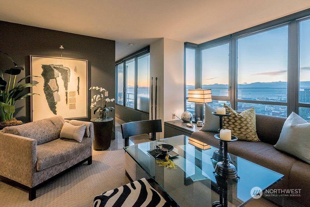 Photo of 2125 1st Avenue #902, Seattle, WA 98121 (MLS # 2213547)