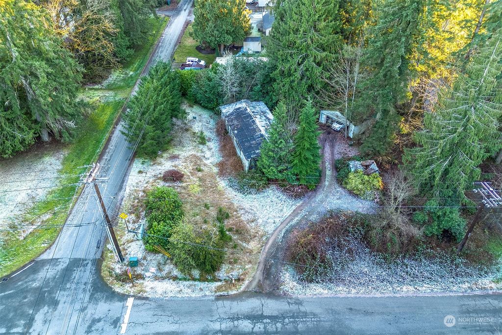 Photo of 16423 212th Avenue NE, Woodinville, WA 98077 (MLS # 2331091)