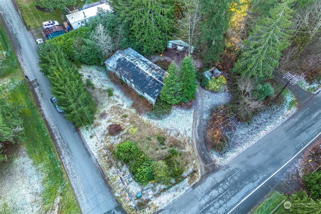 Photo of 16423 212th Avenue NE, Woodinville, WA 98077 (MLS # 2331091)