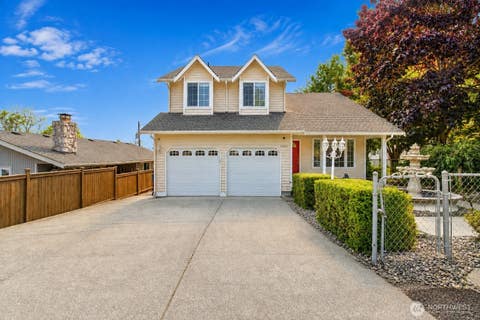 Photo of 13336 35th Avenue S, Tukwila, WA 98168 (MLS # 2564963)
