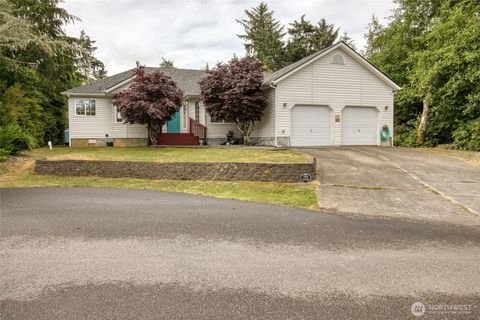 Photo of 723 Trinity Court SE, Ocean Shores, WA 98569 (MLS # 2394100)