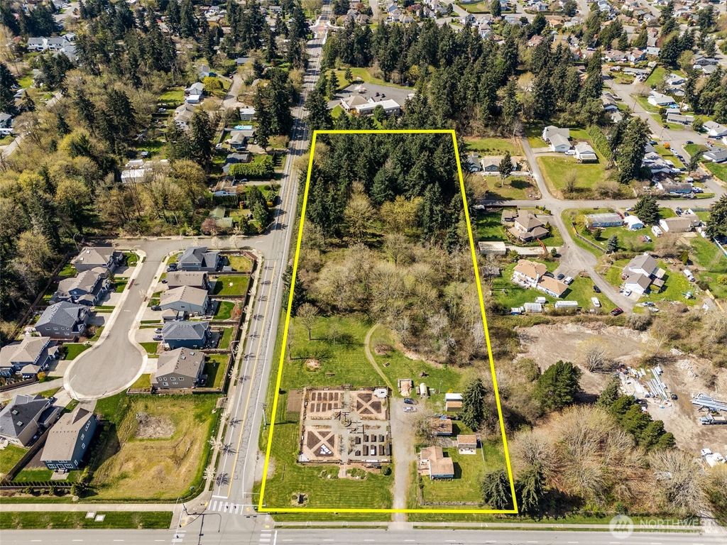 Photo of 34249 21st Avenue SW, Federal Way, WA 98023 (MLS # 2352205)