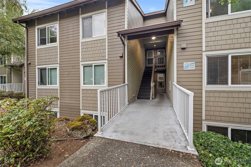 200 Mt Park Boulevard SW A103